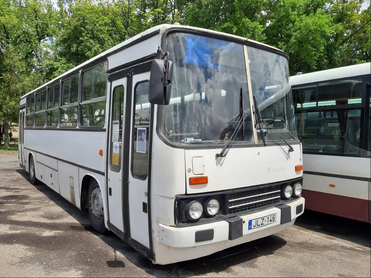 Hungary, Ikarus 260.32 # JLZ-146