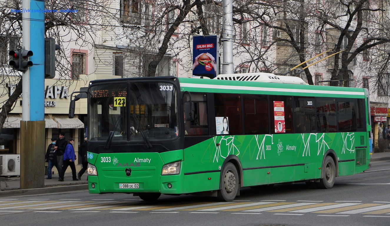 Almaty, LiAZ-5293.60 # 3033