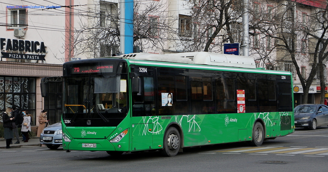 Алматы, Zhong Tong LCK6125HGAN № 3284