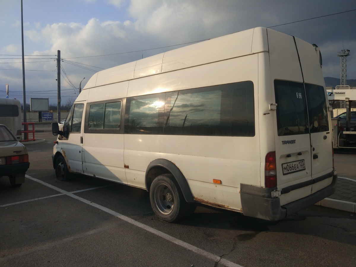 Краснодарский край, Самотлор-НН-3236 (Ford Transit) № М 066 ЕА 123