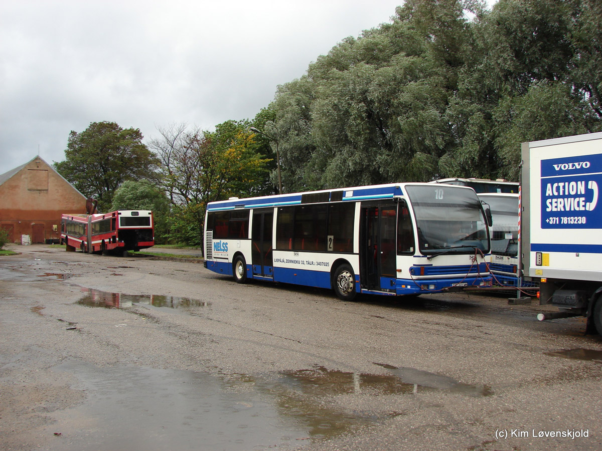 Латвия, Den Oudsten B90 № 5414
