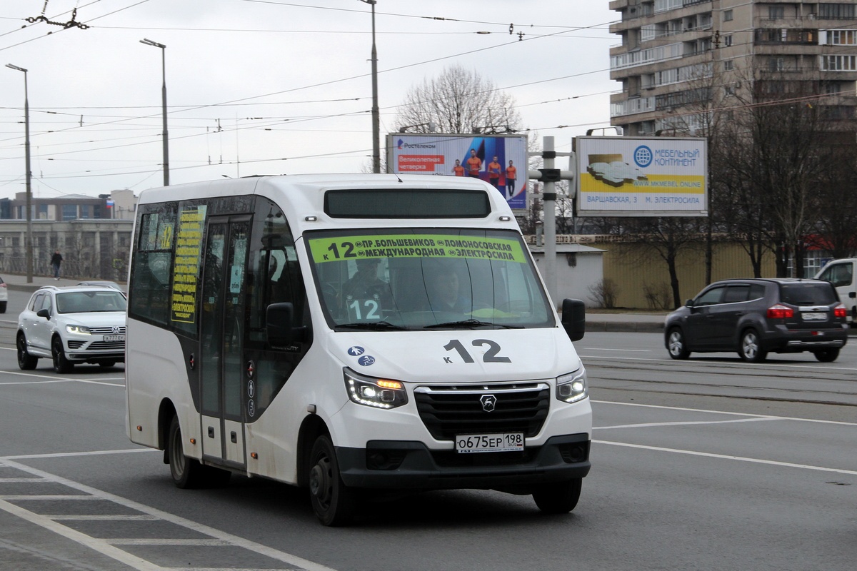 Санкт-Петербург, ГАЗ-A68R52 City № О 675 ЕР 198