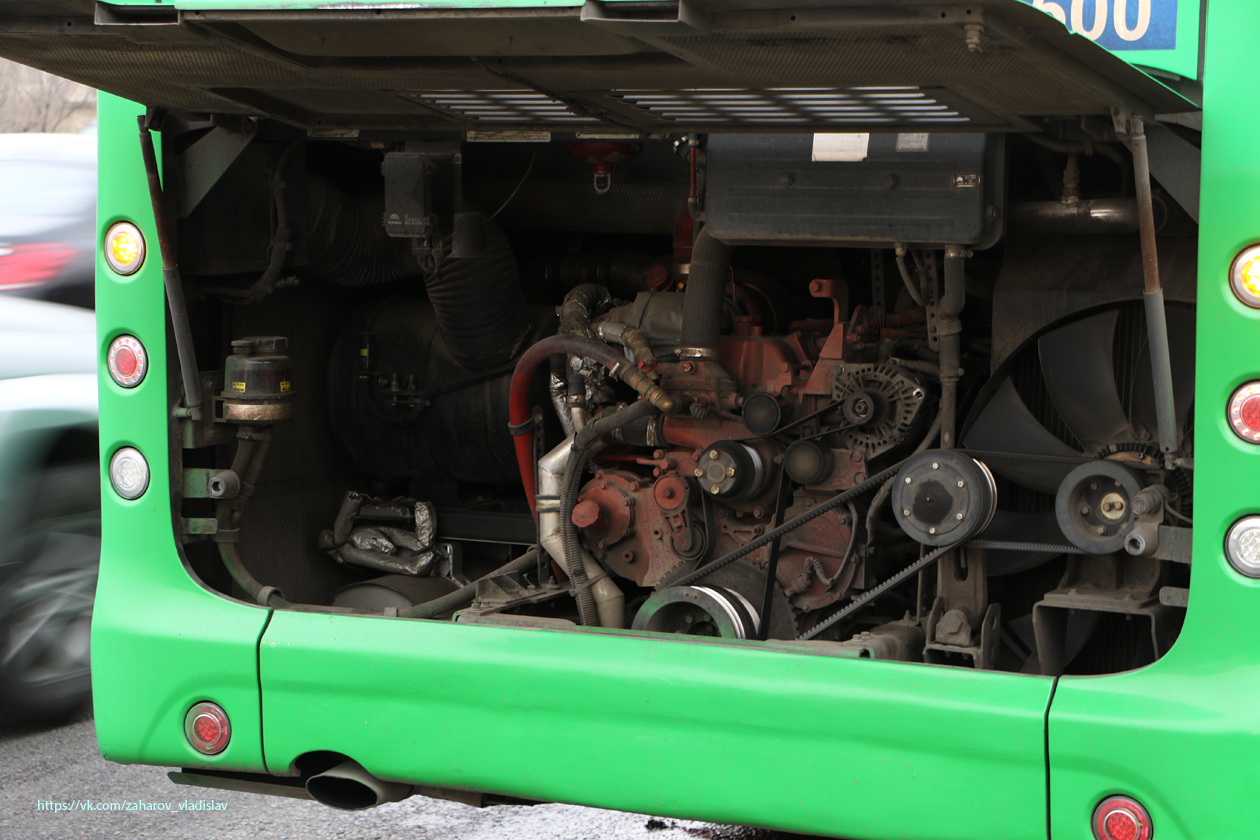 Алматы, Yutong ZK6118HGA № 500