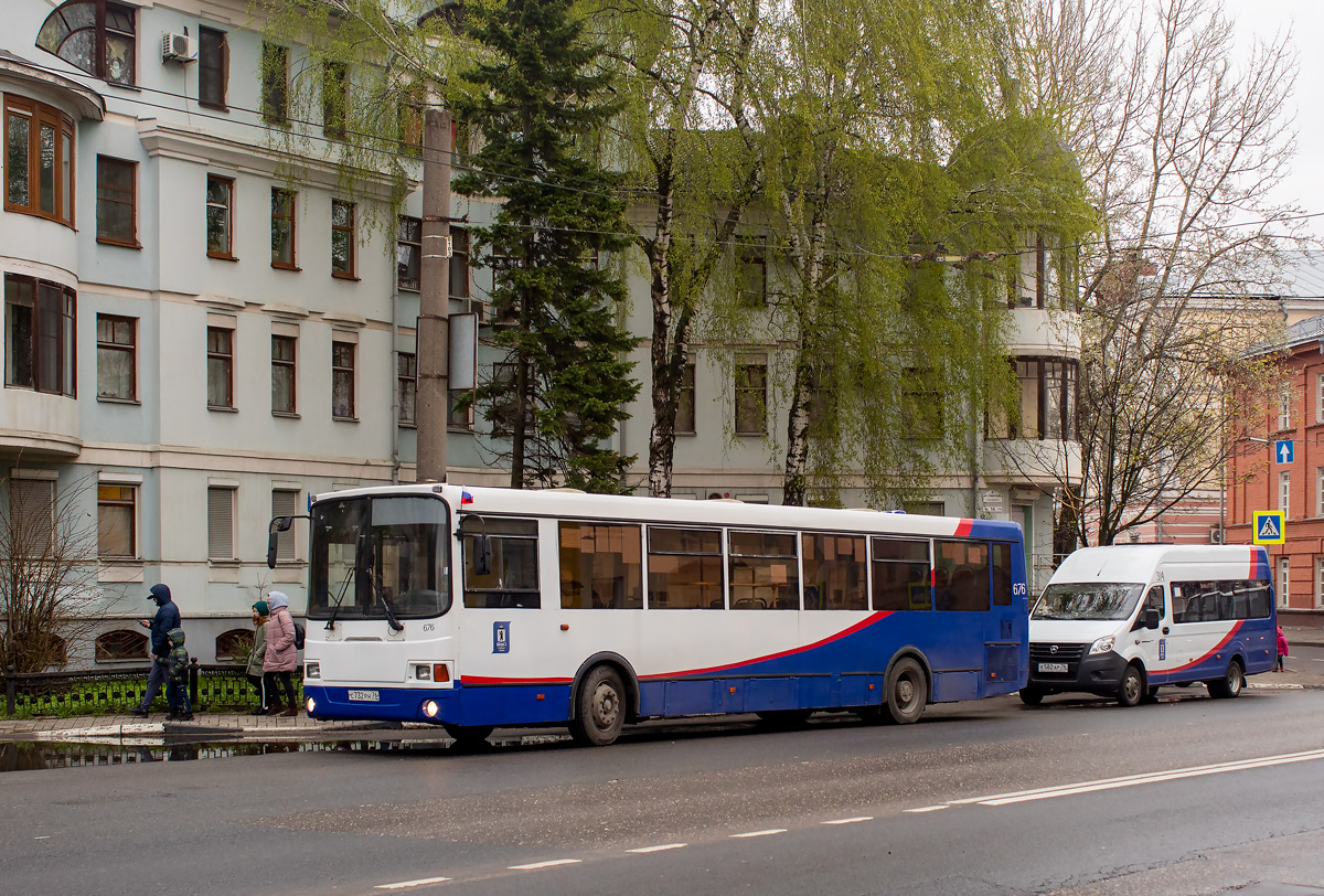 Ярославская область, ЛиАЗ-5256.53 № 676
