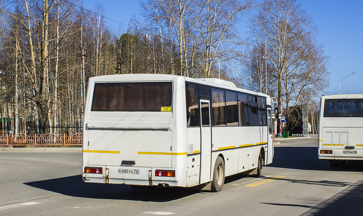 Томская область, КАвЗ-4238-42 № 6212
