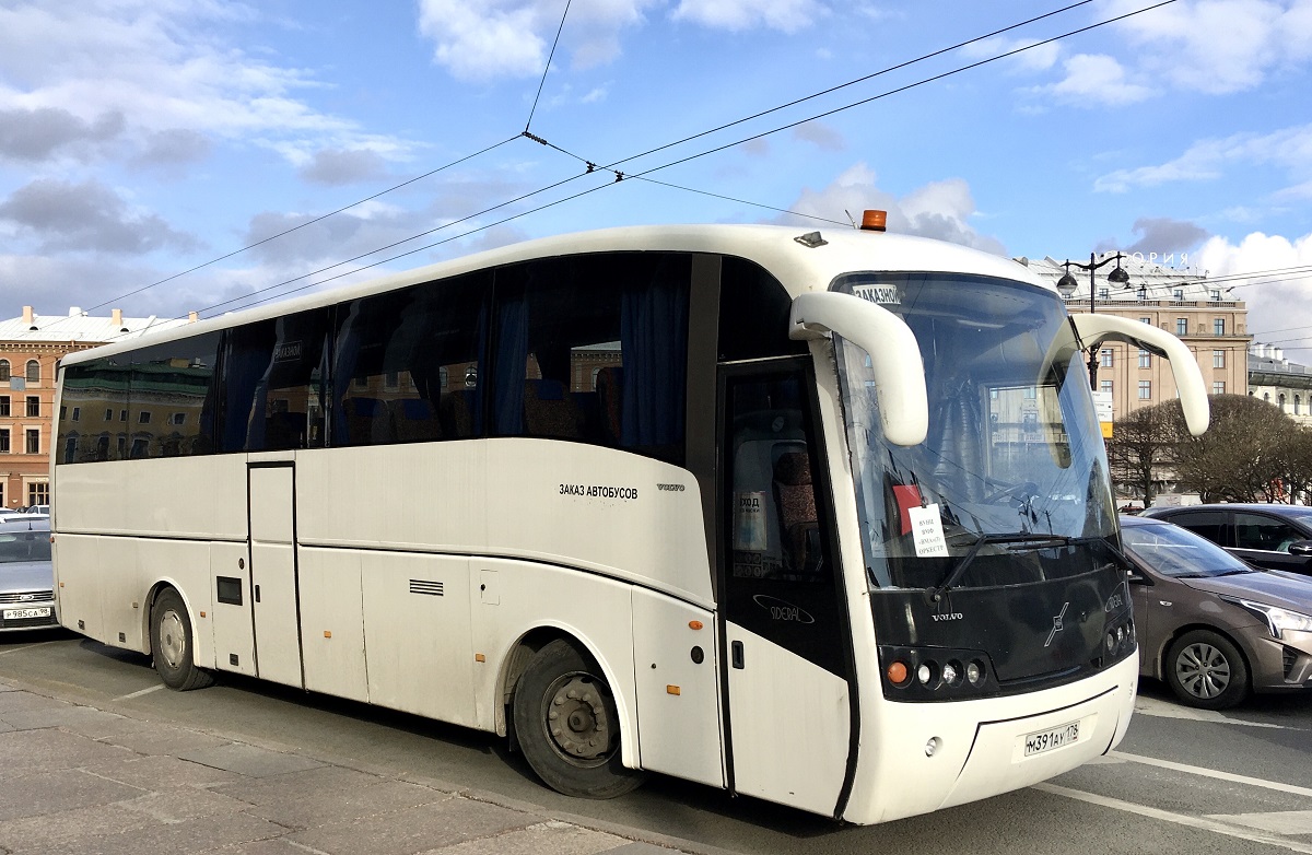 Saint Petersburg, Sunsundegui Sideral # М 391 АУ 178