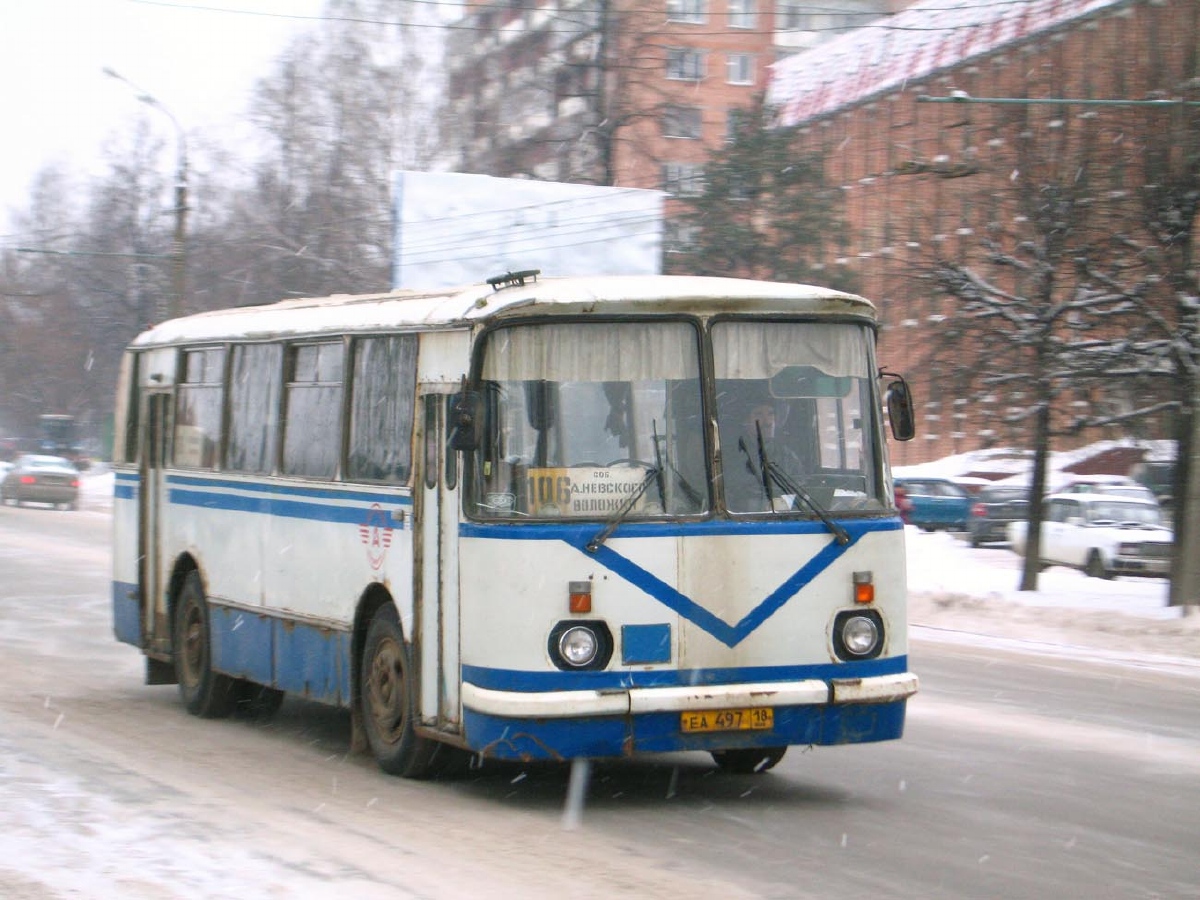 Удмуртия, ЛАЗ-695Н № ЕА 497 18