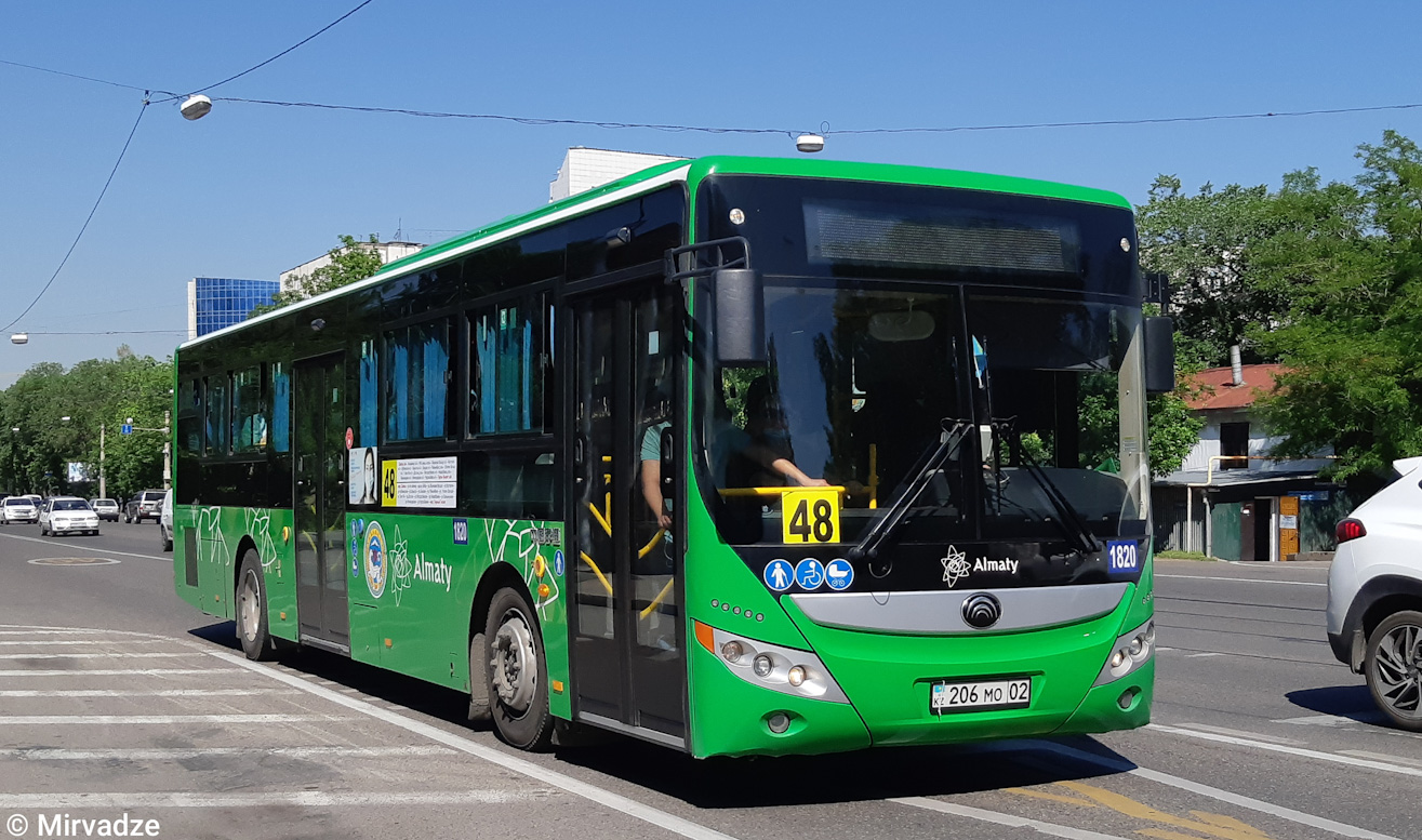 Алматы, Yutong ZK6118HGA № 1820