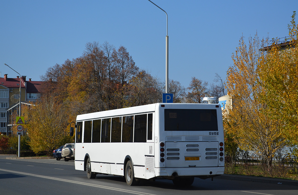 Тюменская область, ЛиАЗ-5256.60-01 № АО 178 72