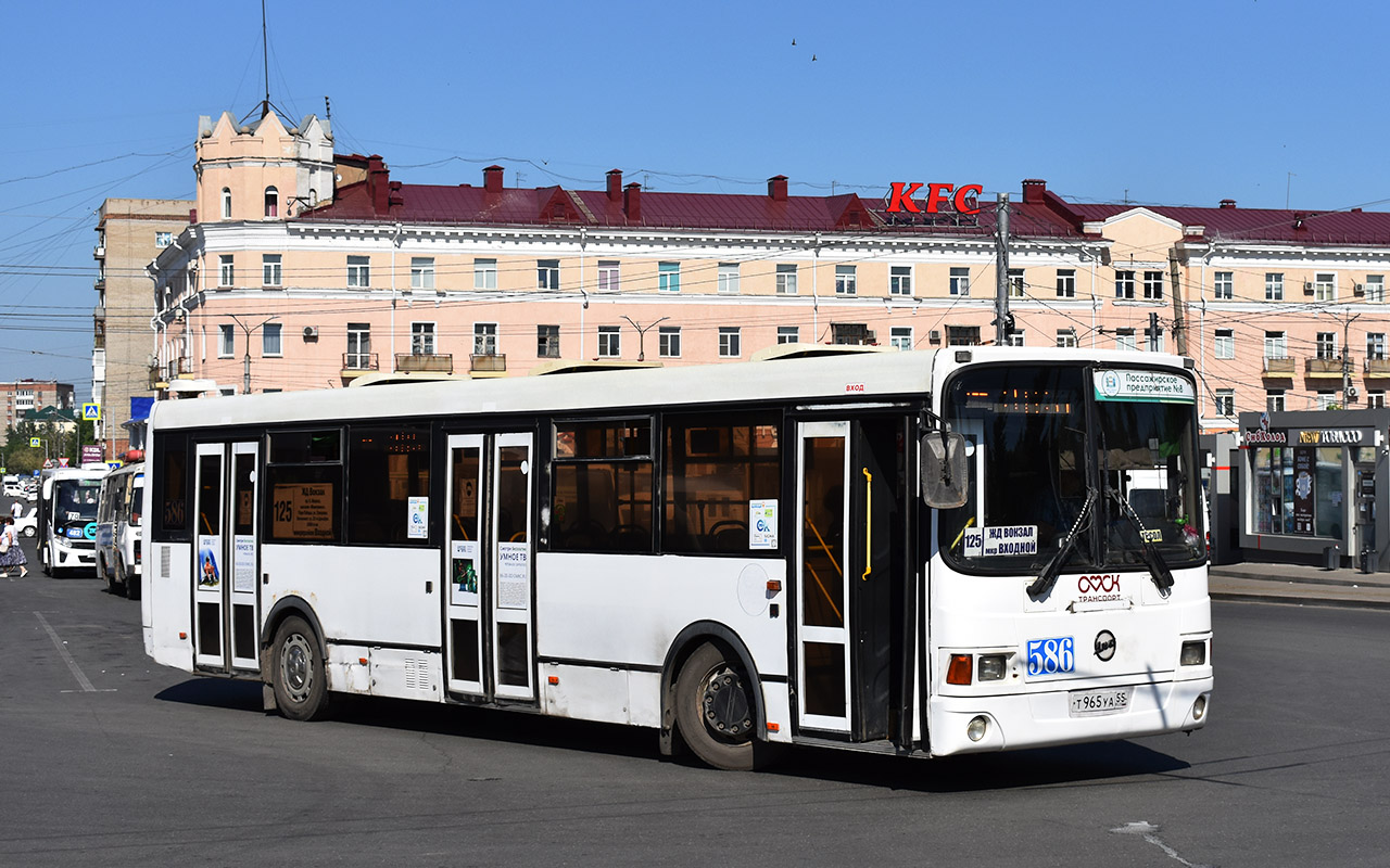 Омская область, ЛиАЗ-5256.53 № 586
