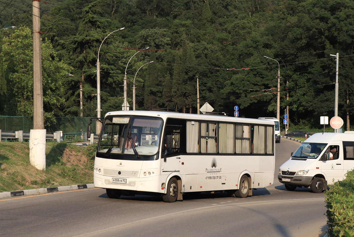 Республика Крым, ПАЗ-320412-04 "Вектор" № В 008 ХВ 82