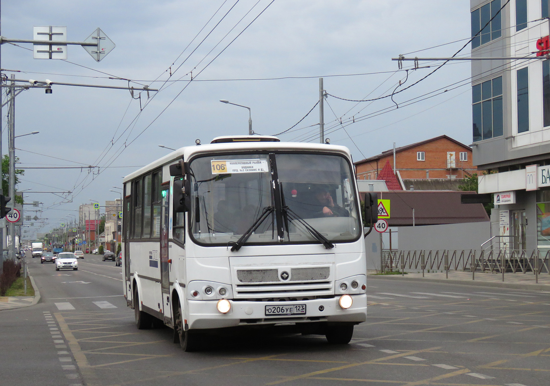 Краснодарский край, ПАЗ-320412-05 № О 206 УЕ 123