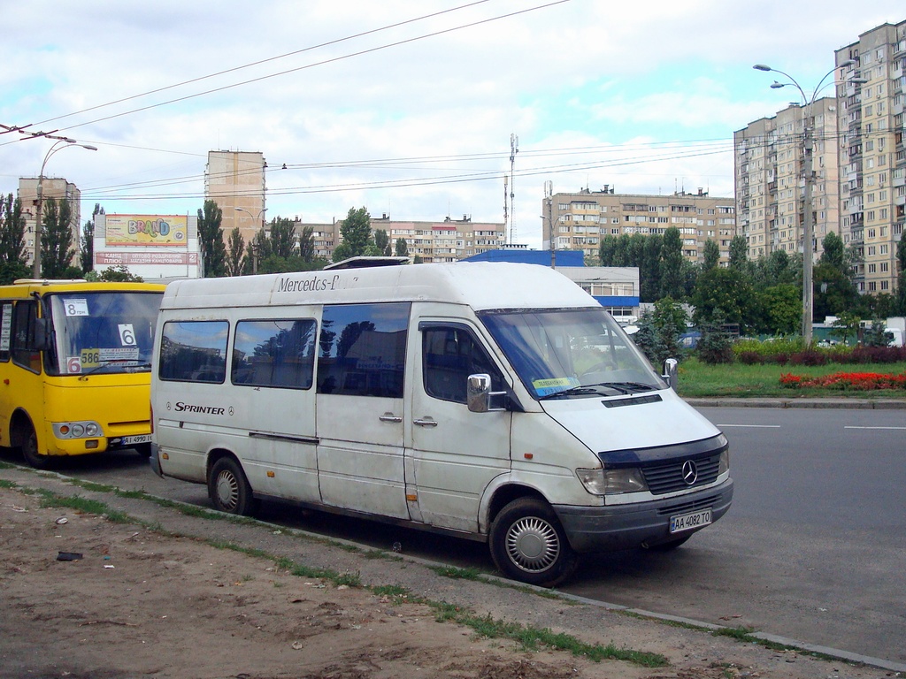 Киев, Mercedes-Benz Sprinter W903 308D № AA 4082 TO