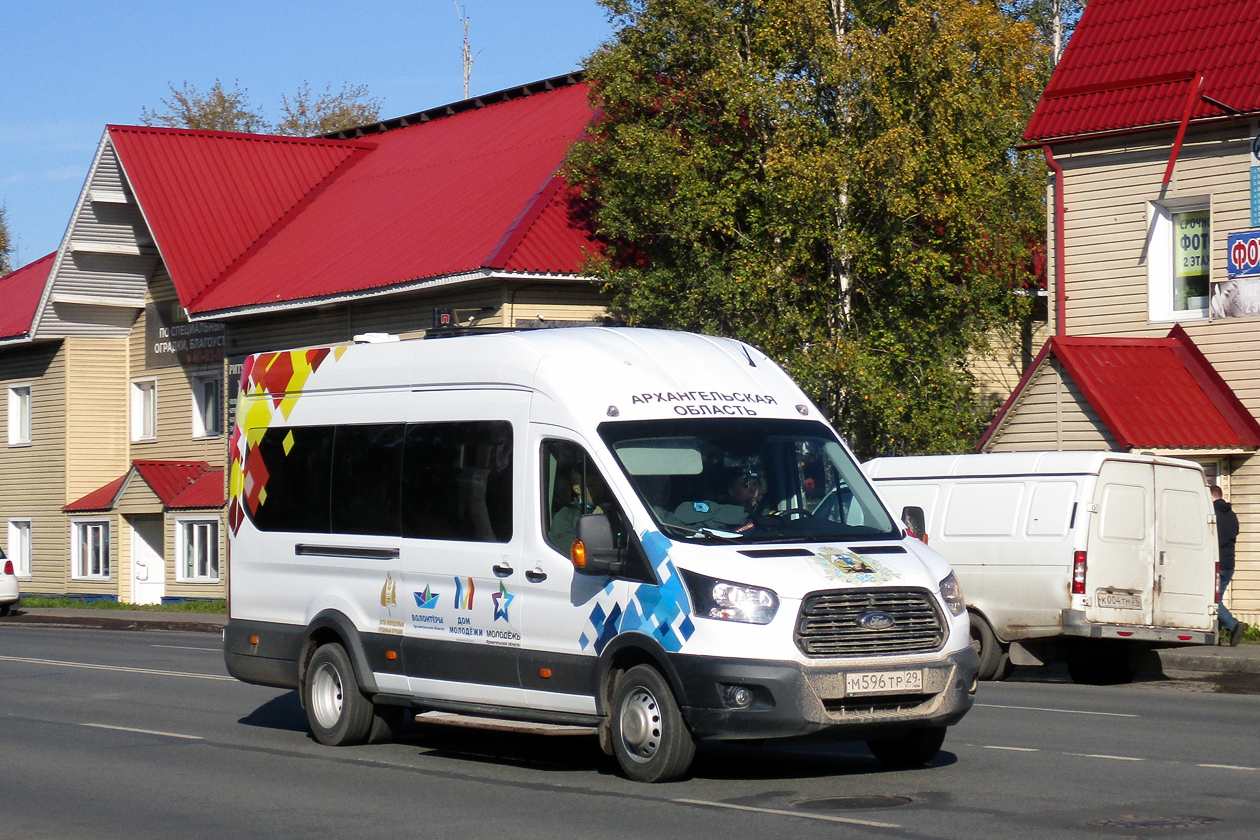 Архангельская область, Ford Transit FBD [RUS] (Z6F.ESG.) № М 596 ТР 29