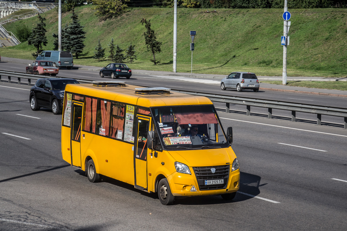 Киев, Рута 22 № AA 2125 TA