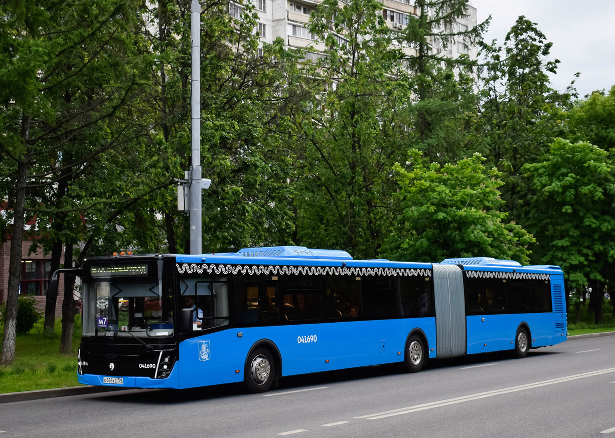 Москва, ЛиАЗ-6213.65 № 041690