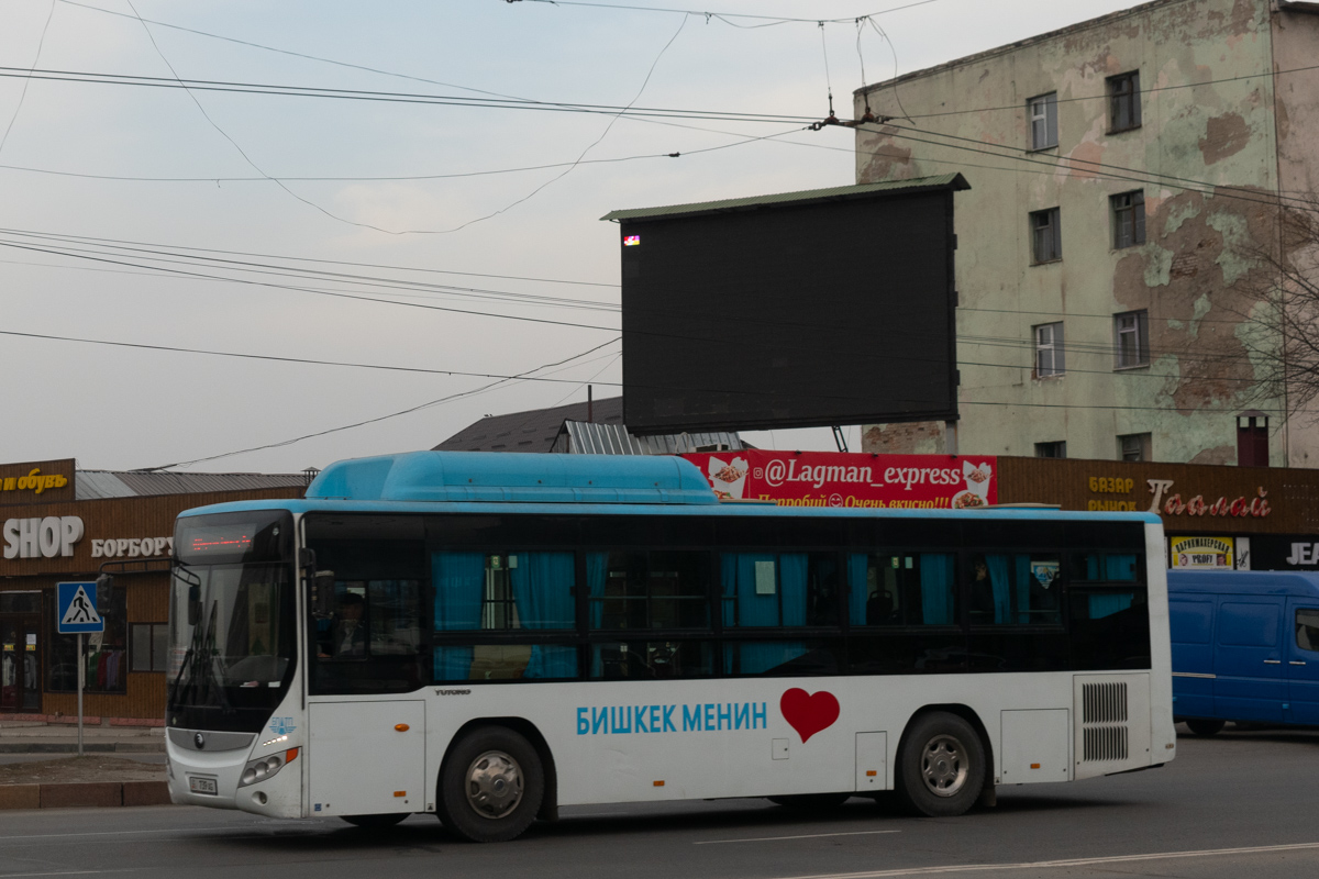 Кыргызстан, Yutong ZK6108HGH № 01 739 AG