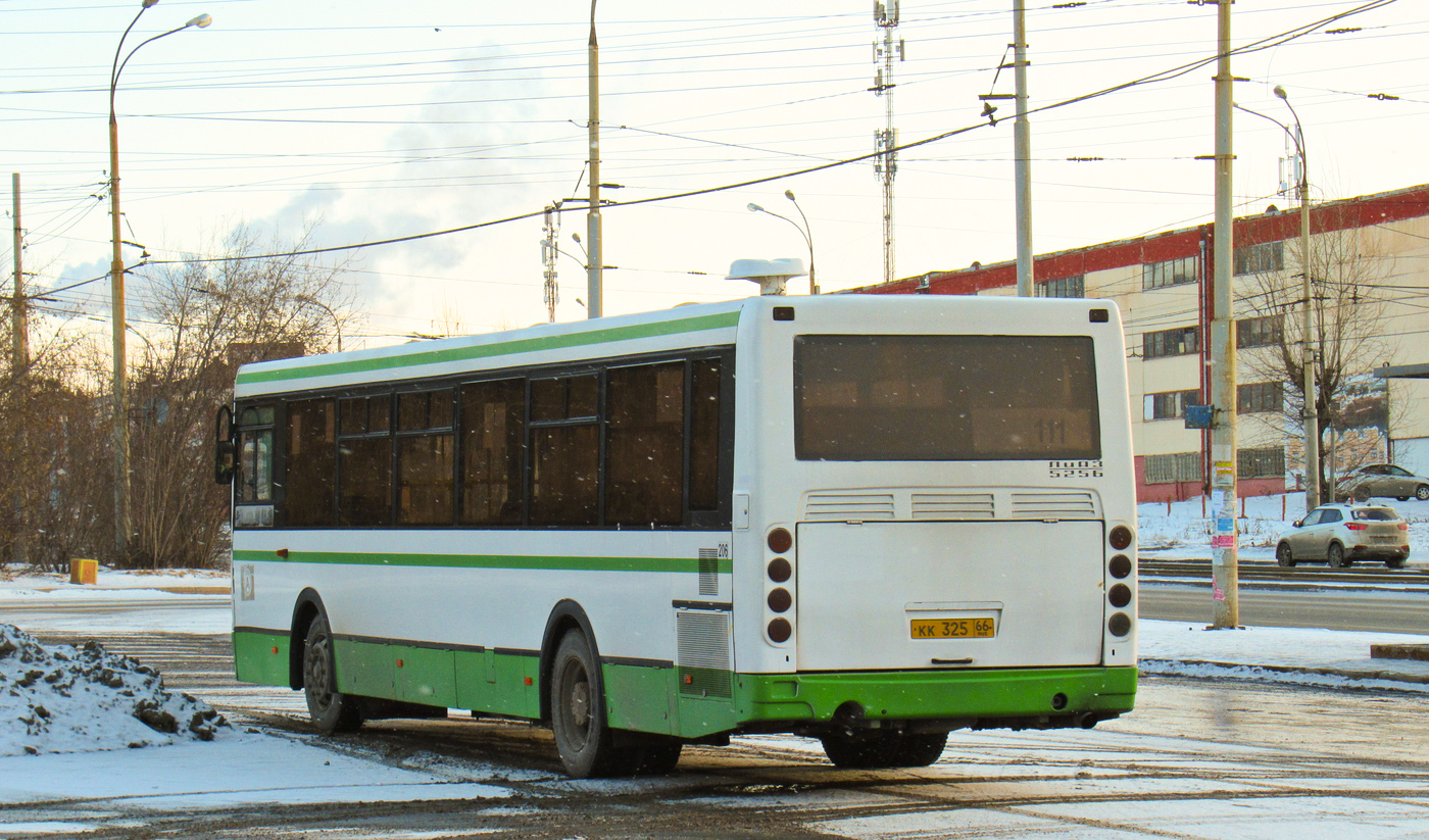 Свердловская область, ЛиАЗ-5256.36 № 206