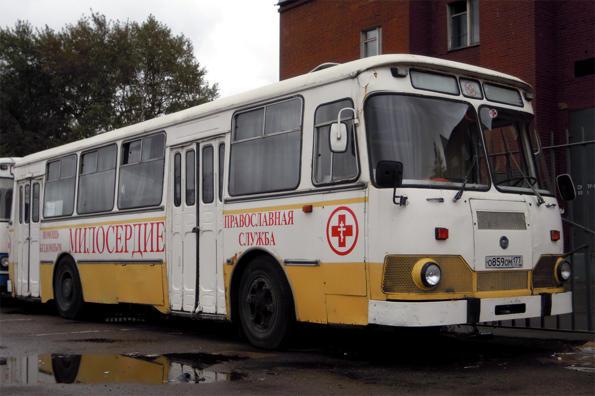 Москва, ЛиАЗ-677МБ № О 859 ОМ 177