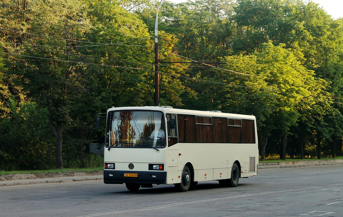 Днепропетровская область, ЛАЗ-4207JN "Лайнер-10" № AE 9444 AA