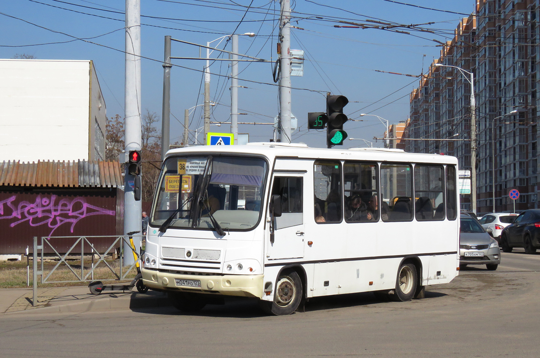 Краснодарский край, ПАЗ-320302-11 № М 041 РО 123
