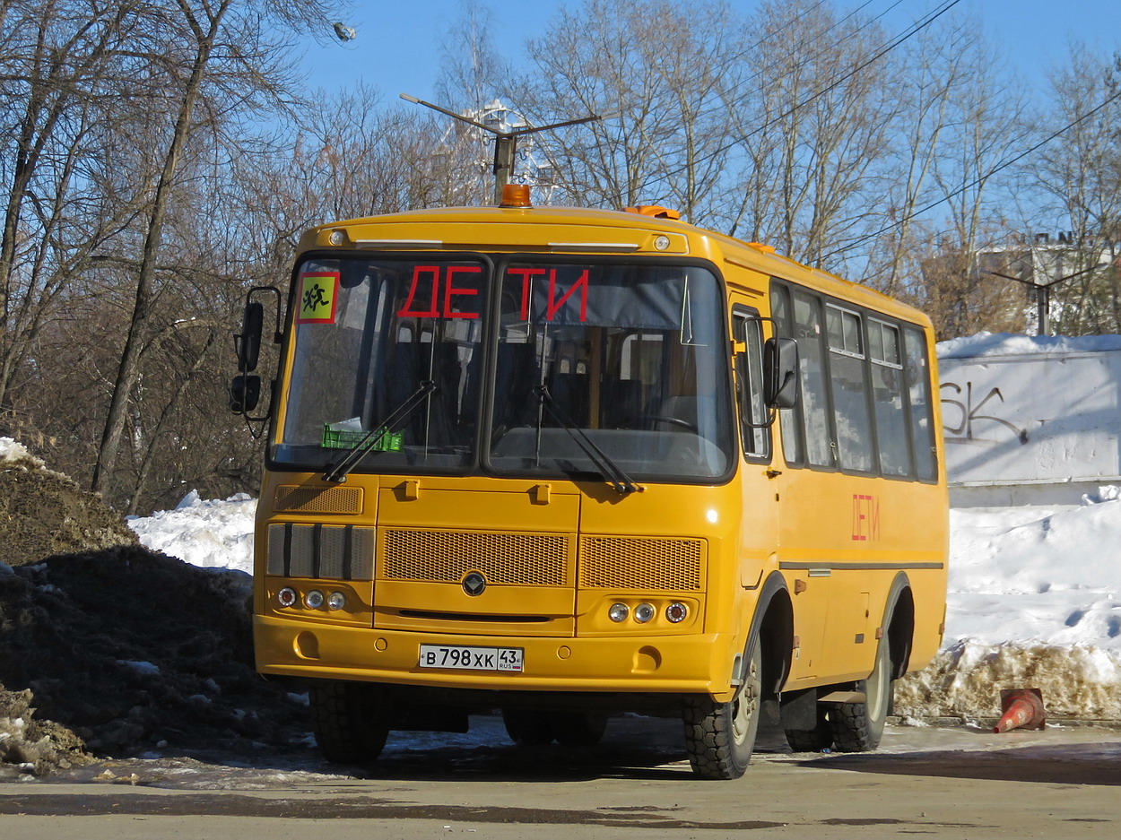 Кировская область, ПАЗ-320570-02 № В 798 ХК 43