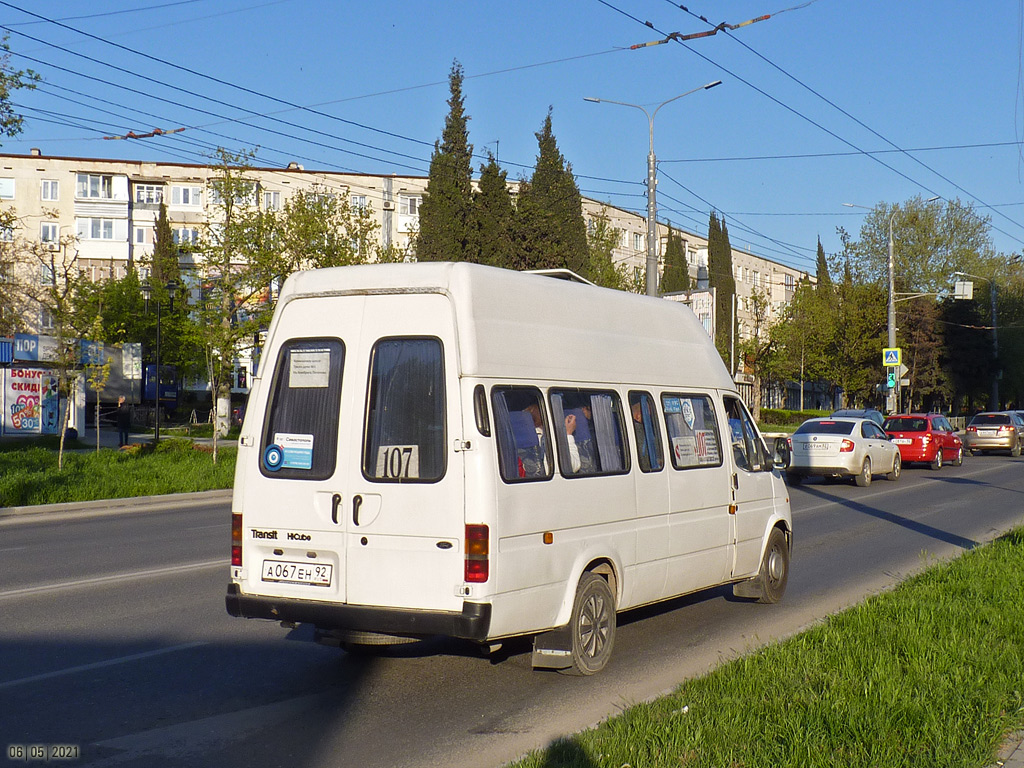 Севастополь, Ford Transit Hi-Cube № А 067 ЕН 92