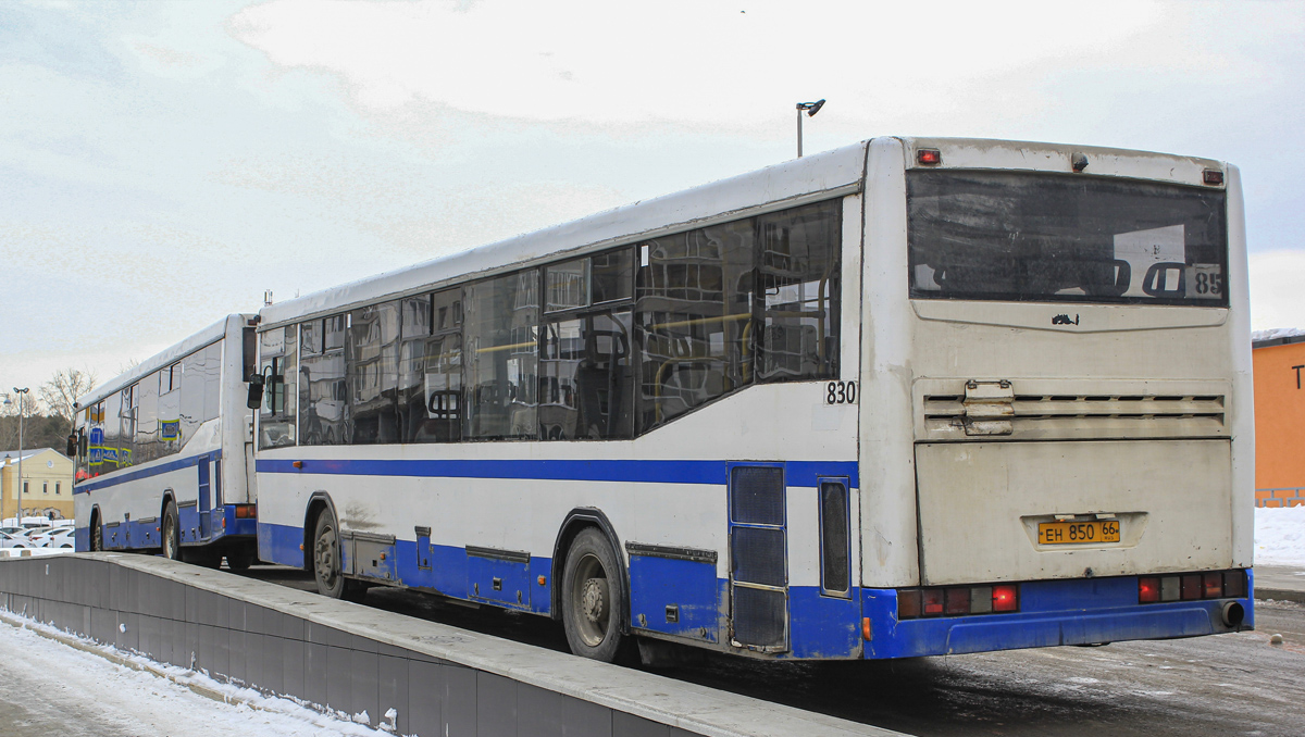 Sverdlovsk region, NefAZ-5299-20-32 # 830