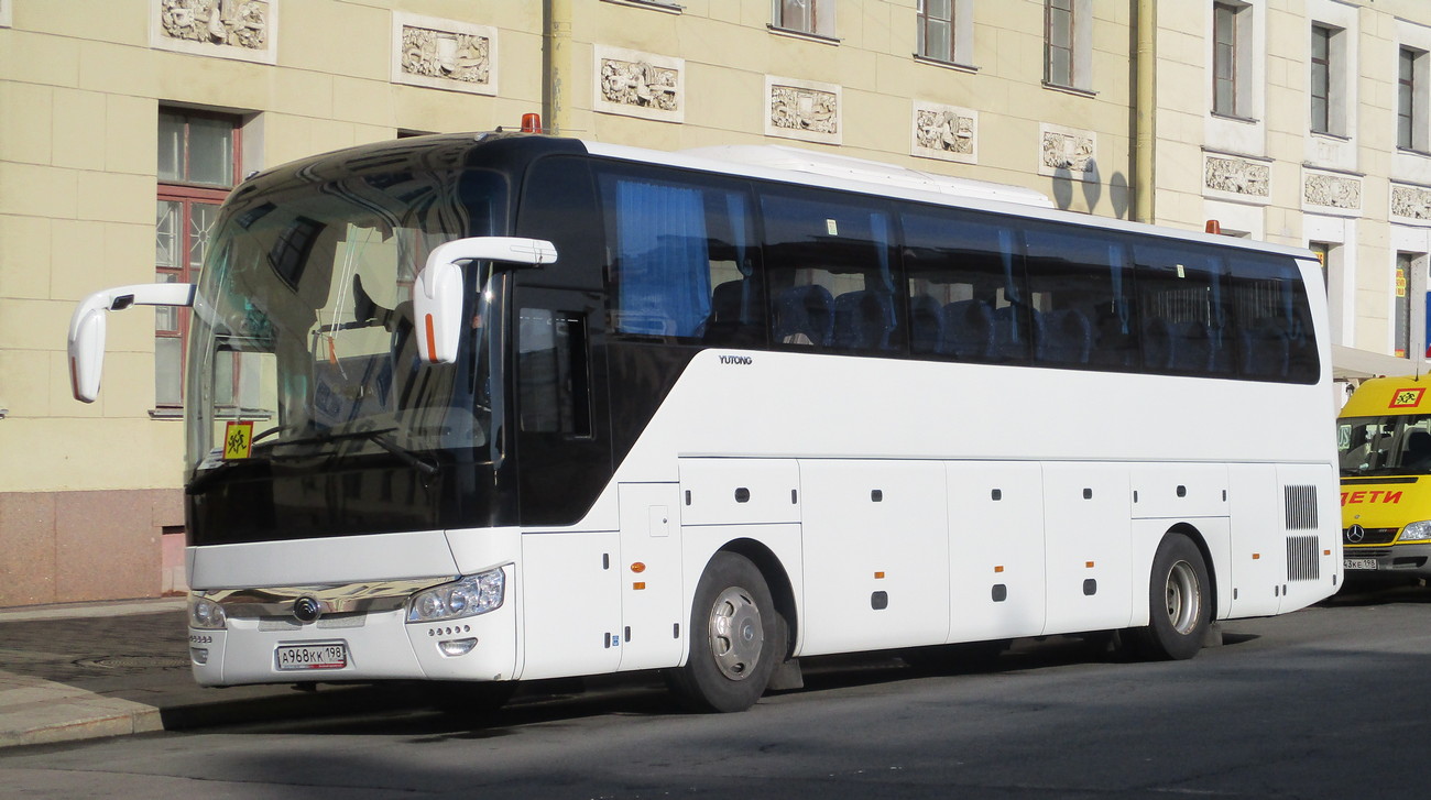 Санкт-Петербург, Yutong ZK6122H9 № А 968 КК 198