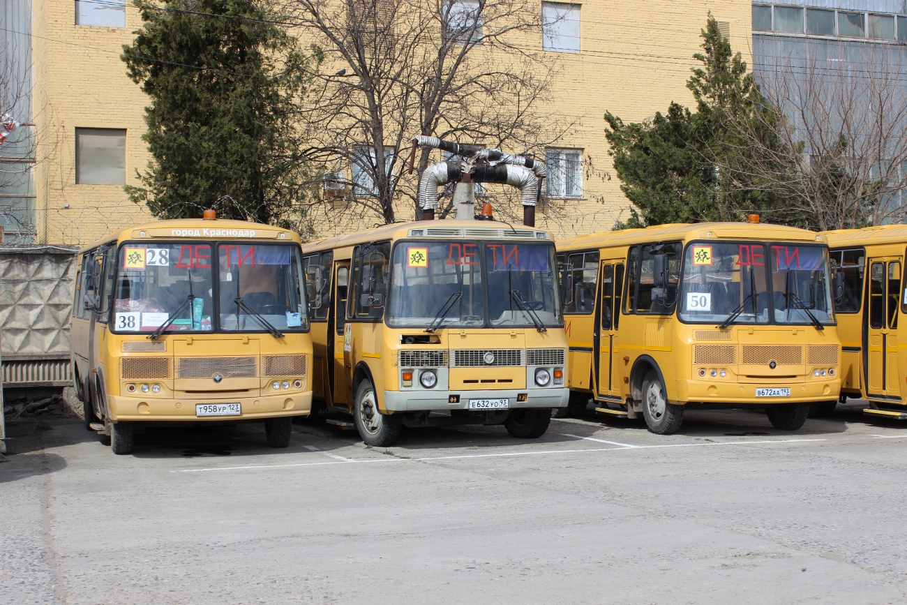 Краснодарский край, ПАЗ-32053-70 № Т 958 УР 123