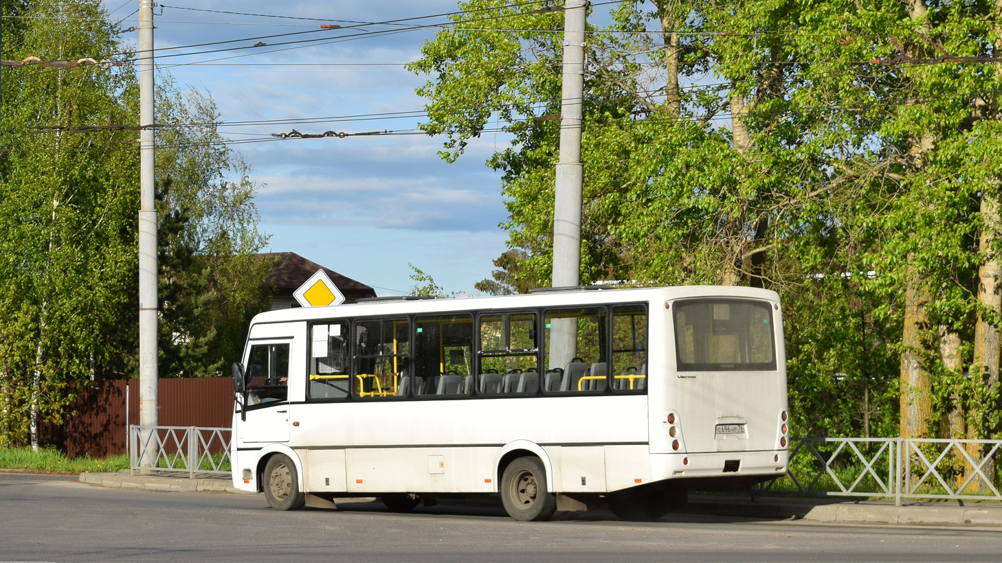 Ярославская область, ПАЗ-320412-04 "Вектор" № С 696 НР 76