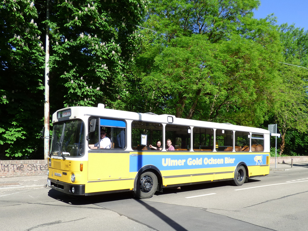 Germany, Magirus-Deutz 260 SH110 # 219