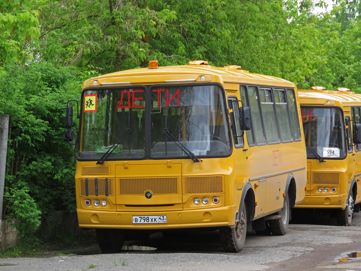 Кировская область, ПАЗ-320570-02 № В 798 ХК 43