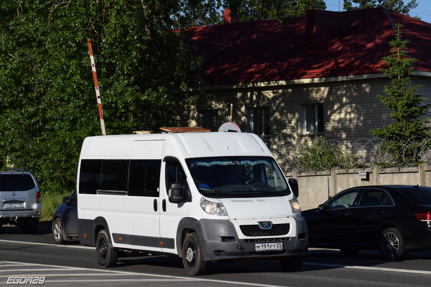Архангельская область, София (Peugeot Boxer) № М 191 РТ 29