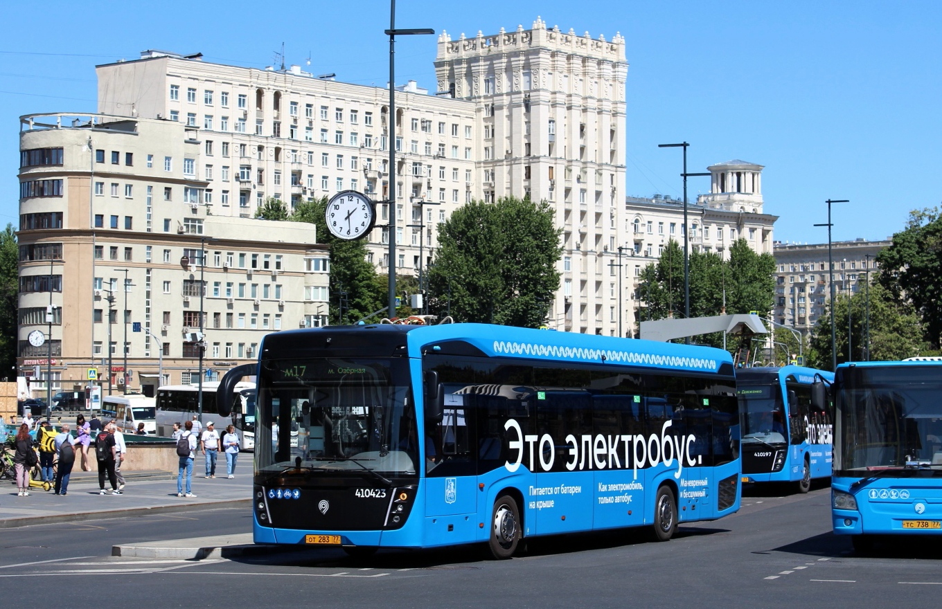 Москва, КАМАЗ-6282 № 410423