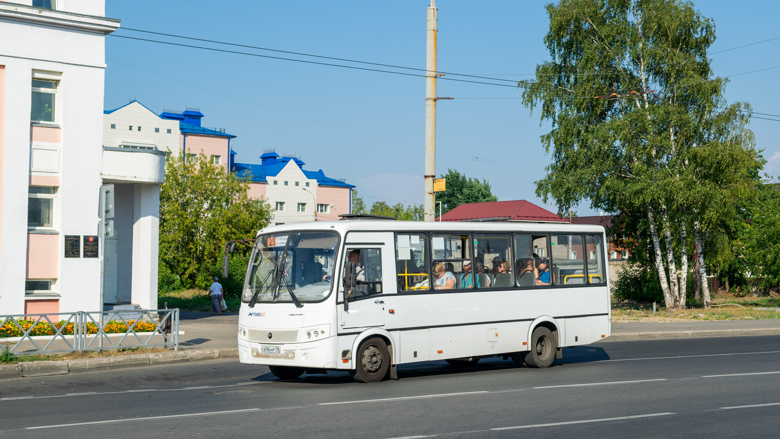 Ярославская область, ПАЗ-320412-04 "Вектор" № С 696 НР 76