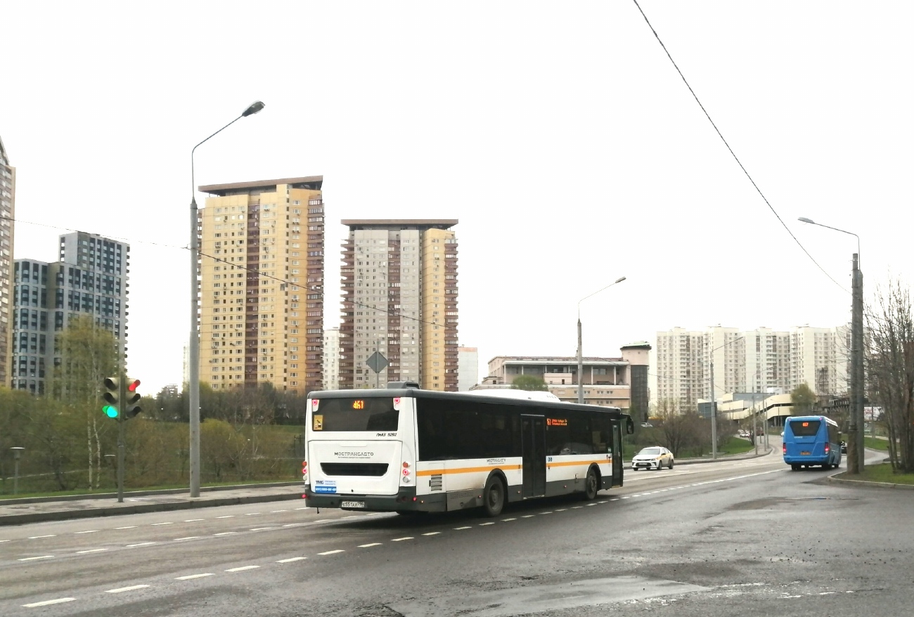 Московская область, ЛиАЗ-5292.65-03 № Е 551 АХ 790; Москва, Нижегородец-VSN700 (IVECO) № 1015023