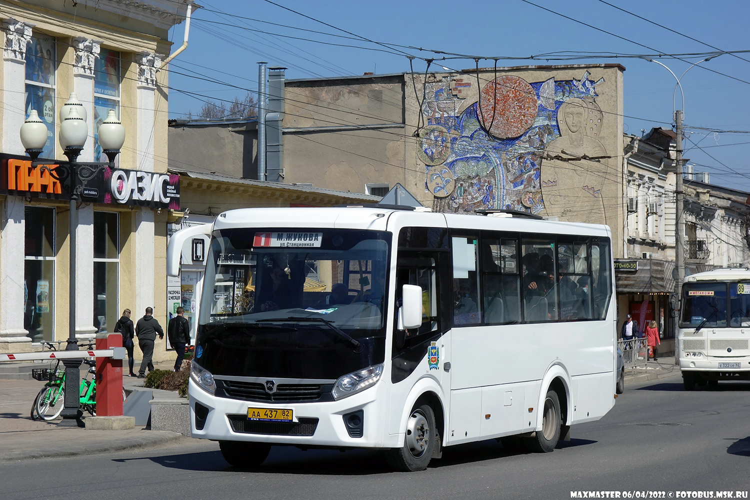 Республика Крым, ПАЗ-320406-04 "Vector Next" № АА 437 82