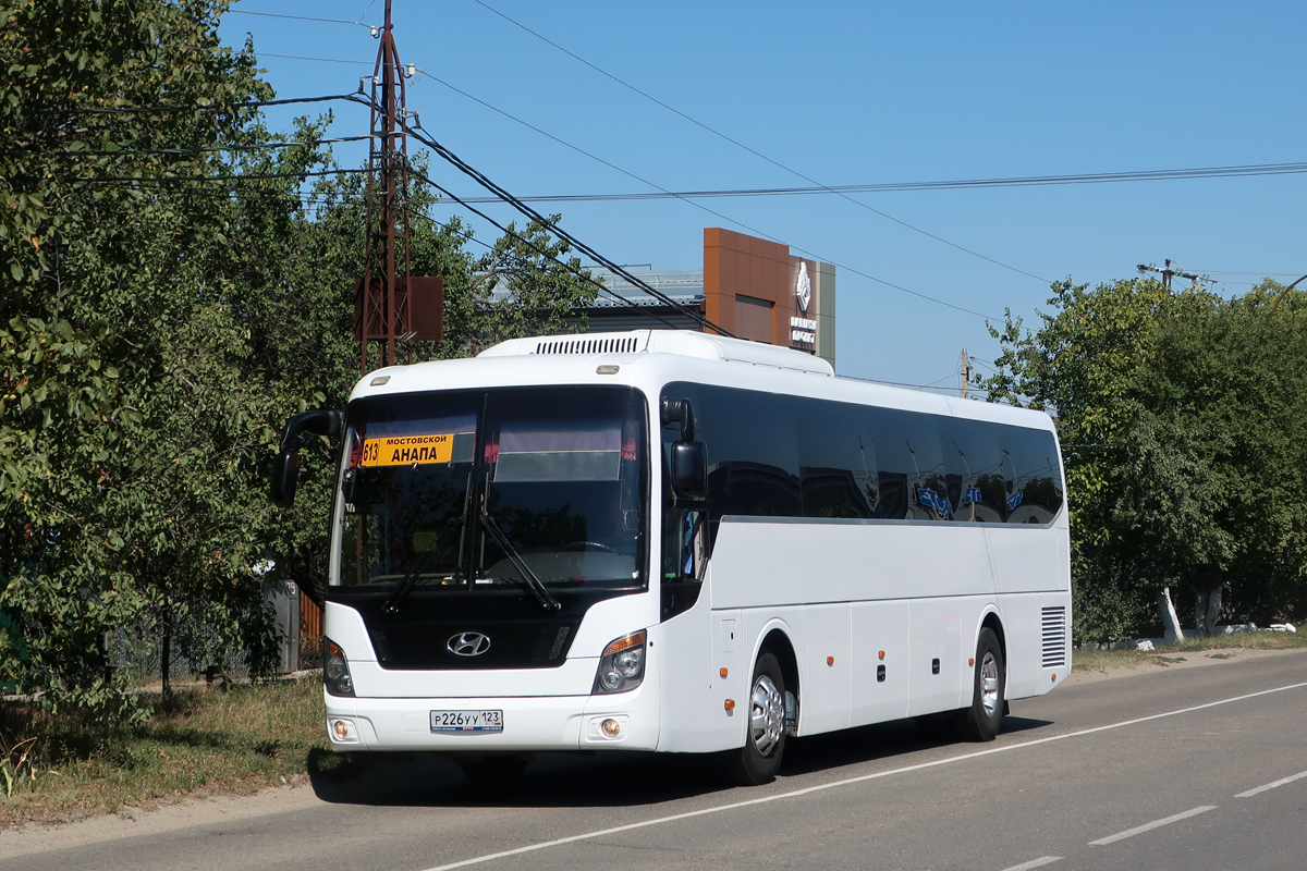 Краснодарский край, Hyundai Universe Space Luxury № Р 226 УУ 123