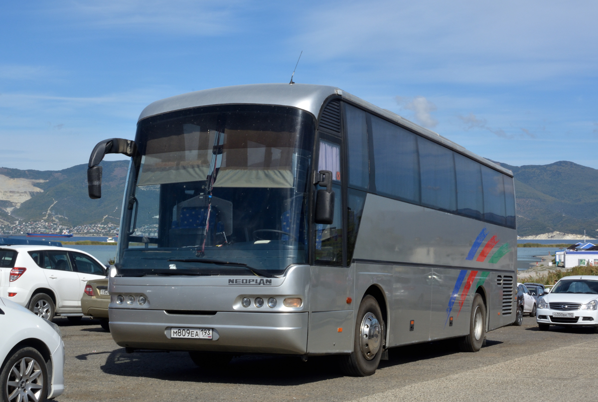 Краснодарский край, Neoplan N316SHD Euroliner № М 809 ЕА 193