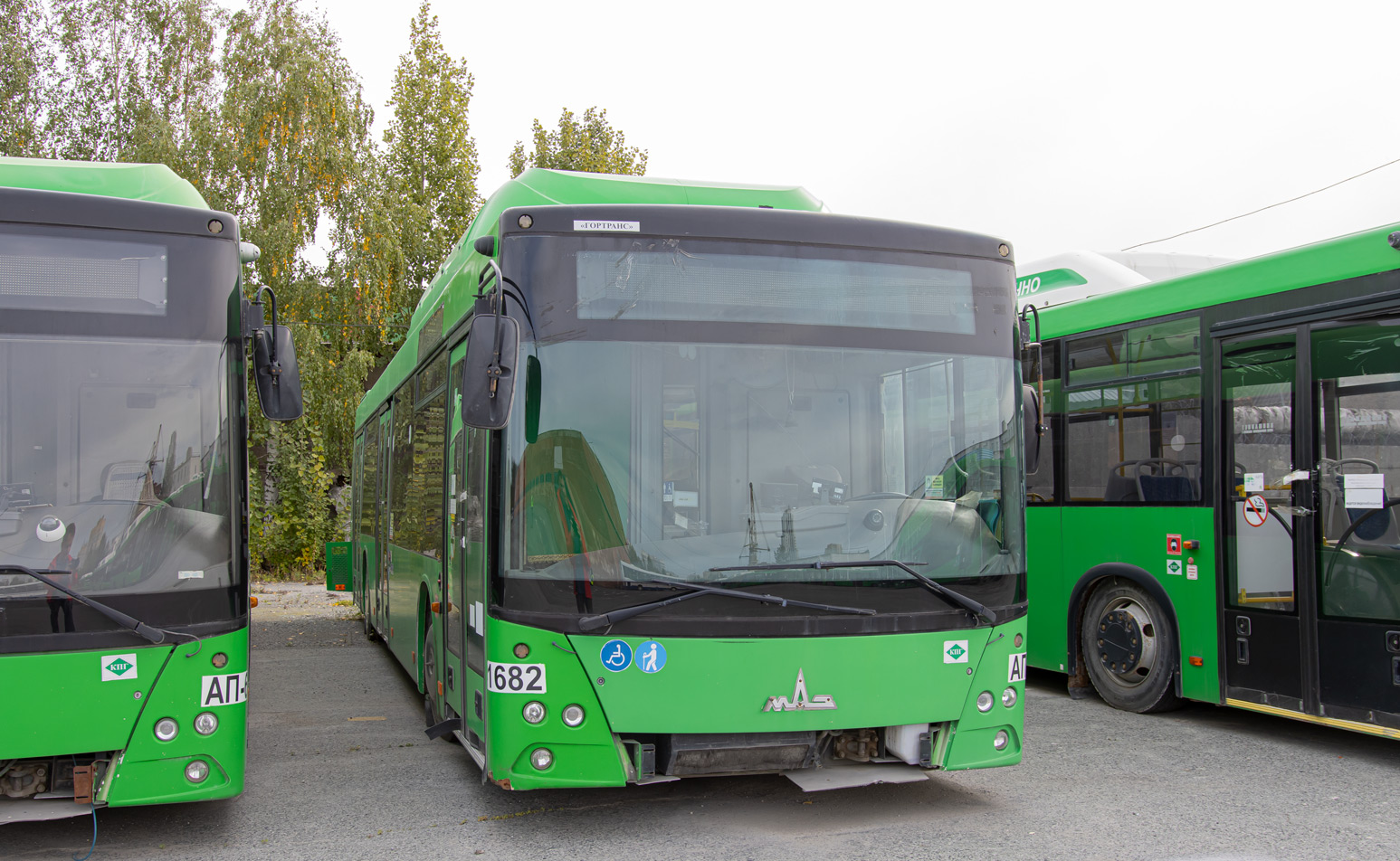 Sverdlovsk region, MAZ-203.L65 # 1682