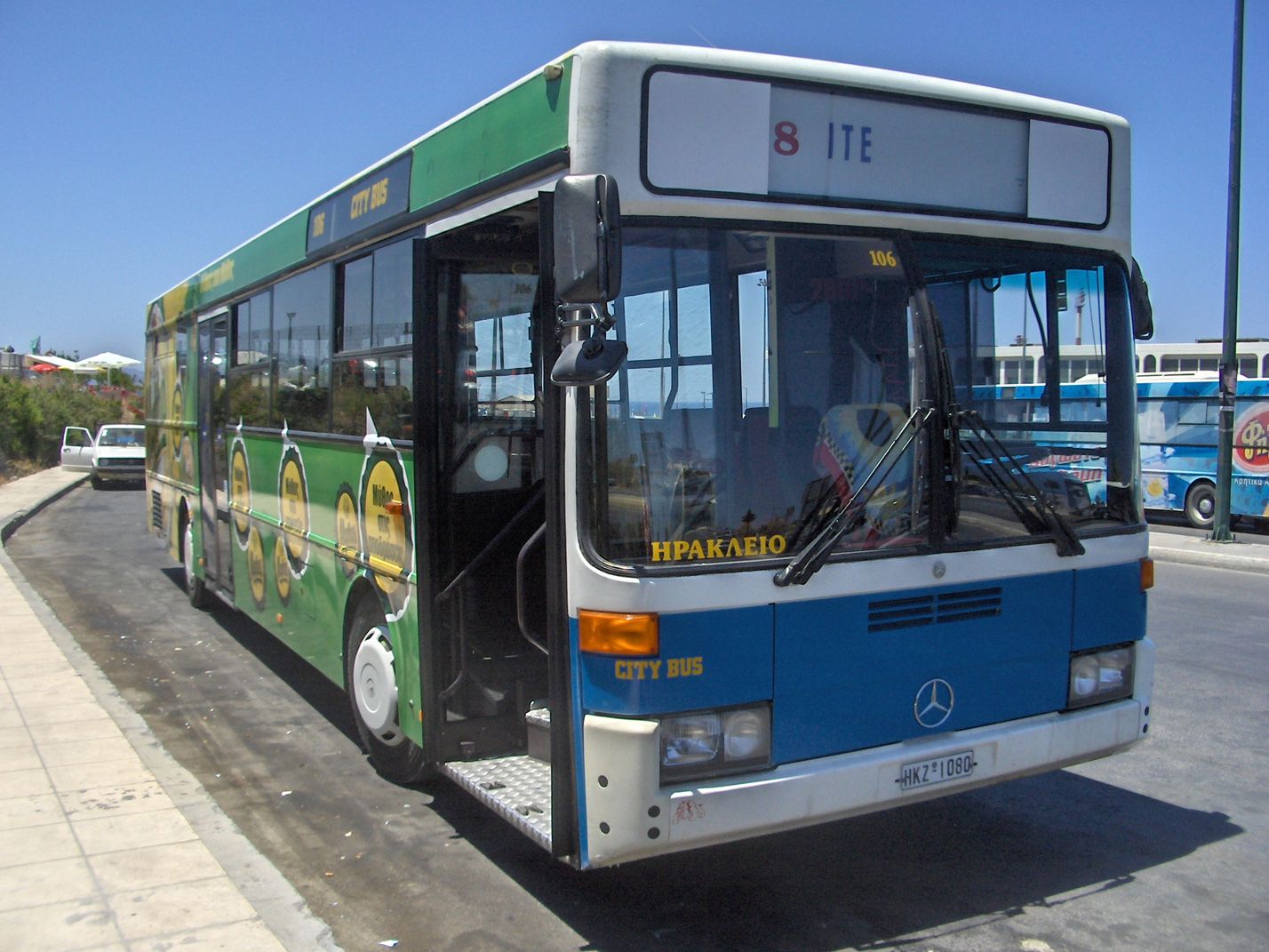 Greece, Mercedes-Benz O405 # 106