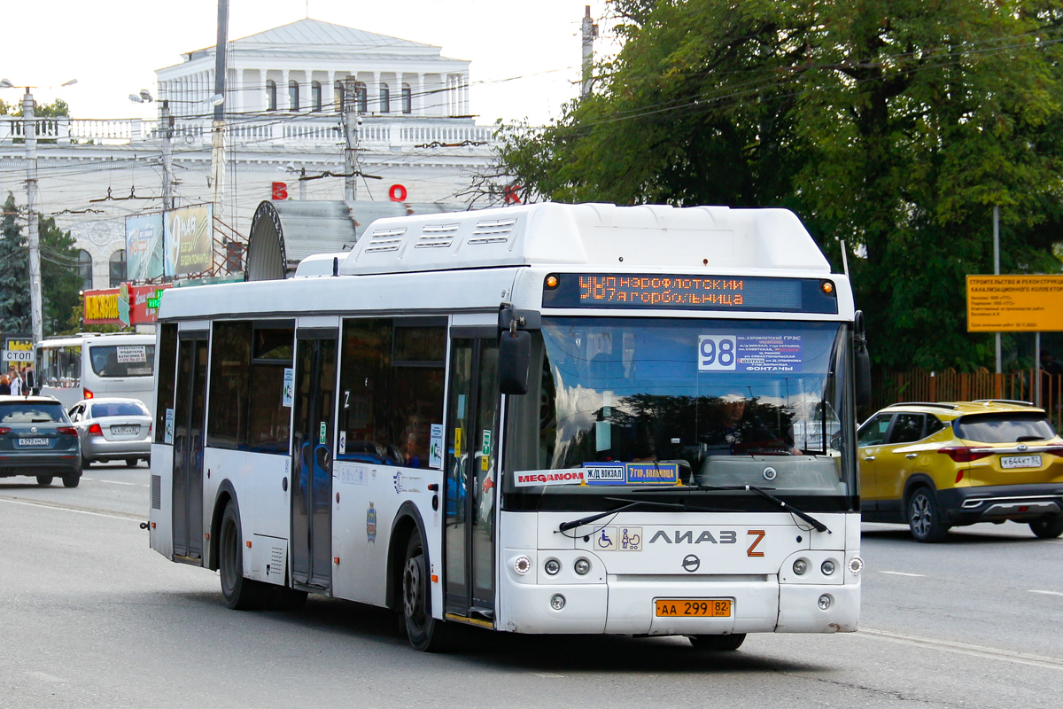 Республика Крым, ЛиАЗ-5292.71 № АА 299 82