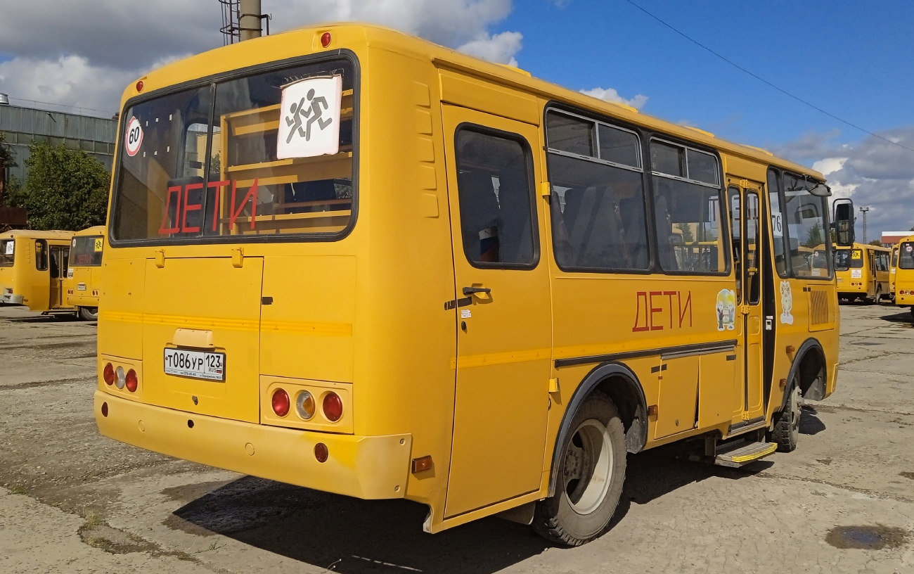 Краснодарский край, ПАЗ-32053-70 № Т 086 УР 123