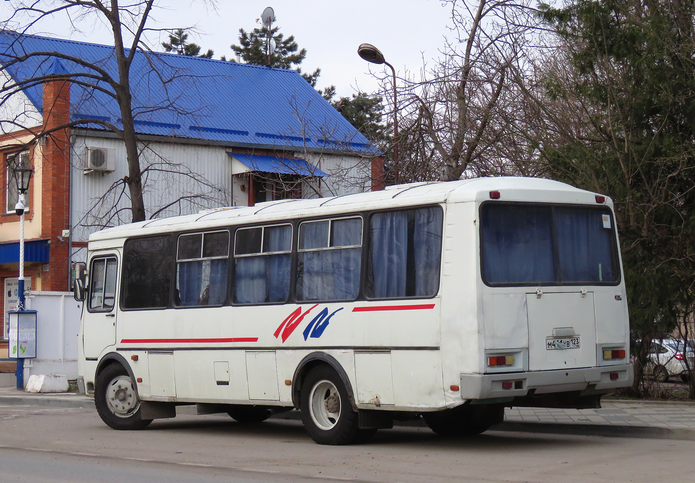 Краснодарский край, ПАЗ-4234 № М 411 УВ 123
