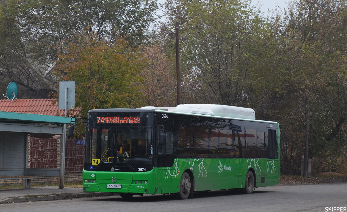 Almaty, Golden Dragon XML6125CN (Hyundai Trans Auto) # 3674