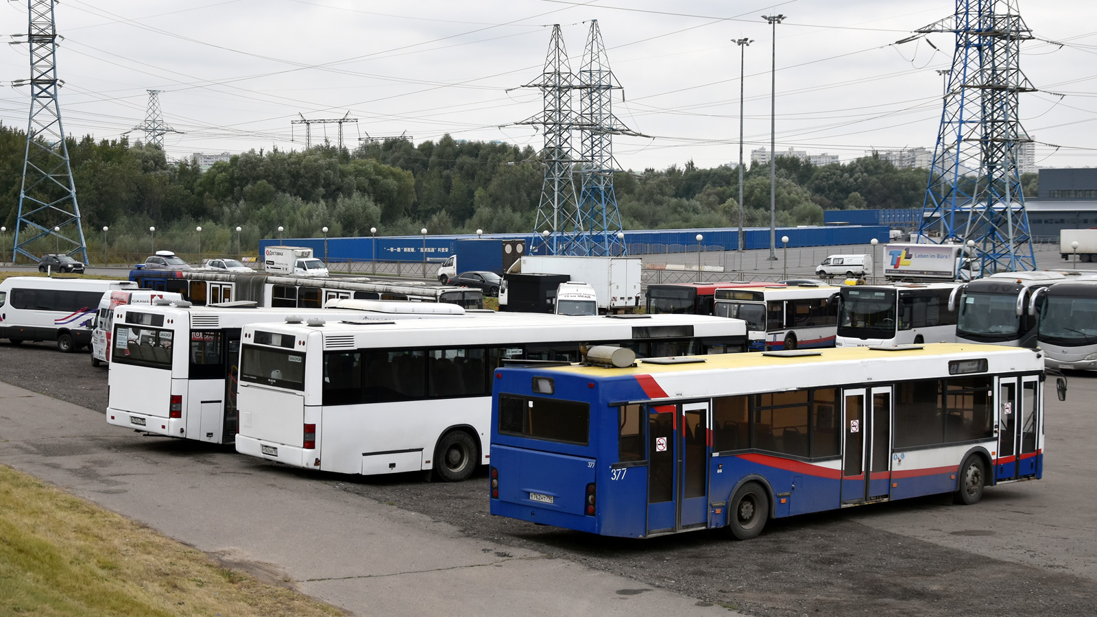 Moscow, MAZ-103.476 # Е 762 НТ 790