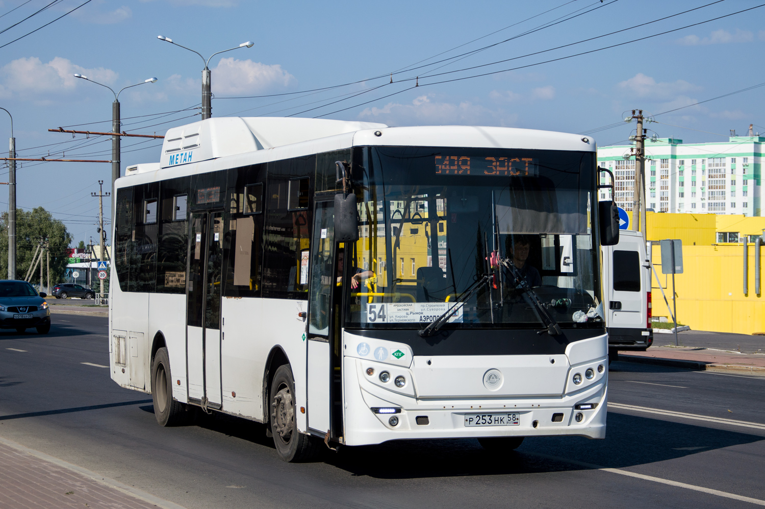 Пензенская область, КАвЗ-4270-70 № Р 253 НК 58; Пензенская область, Нижегородец-2227UU (IVECO Daily) № С 681 ЕХ 58