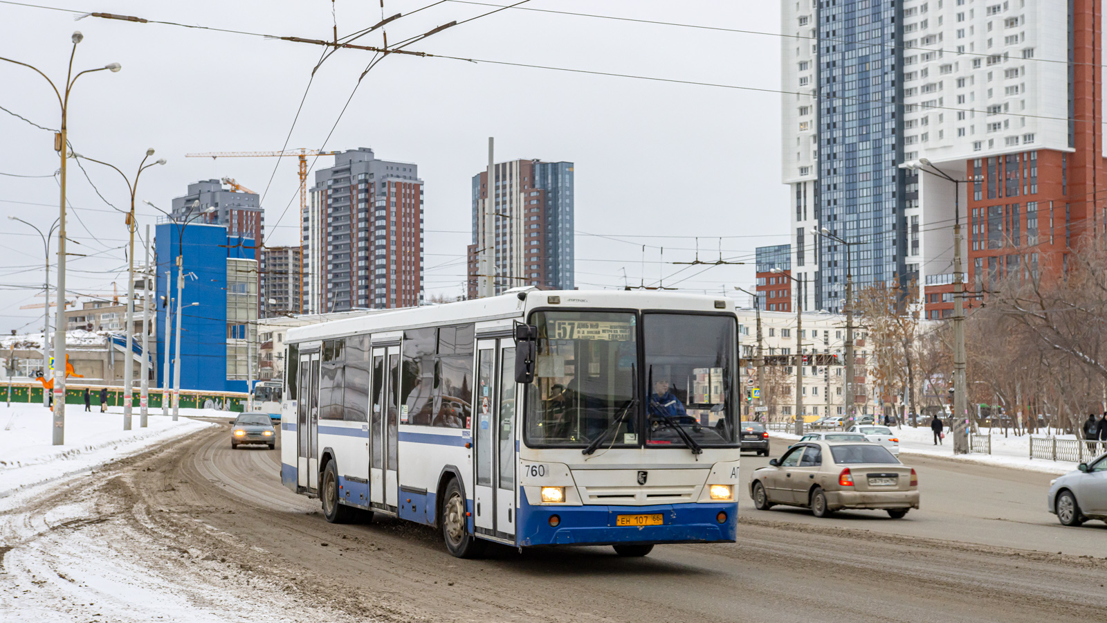 Sverdlovsk region, NefAZ-5299-20-32 # 760
