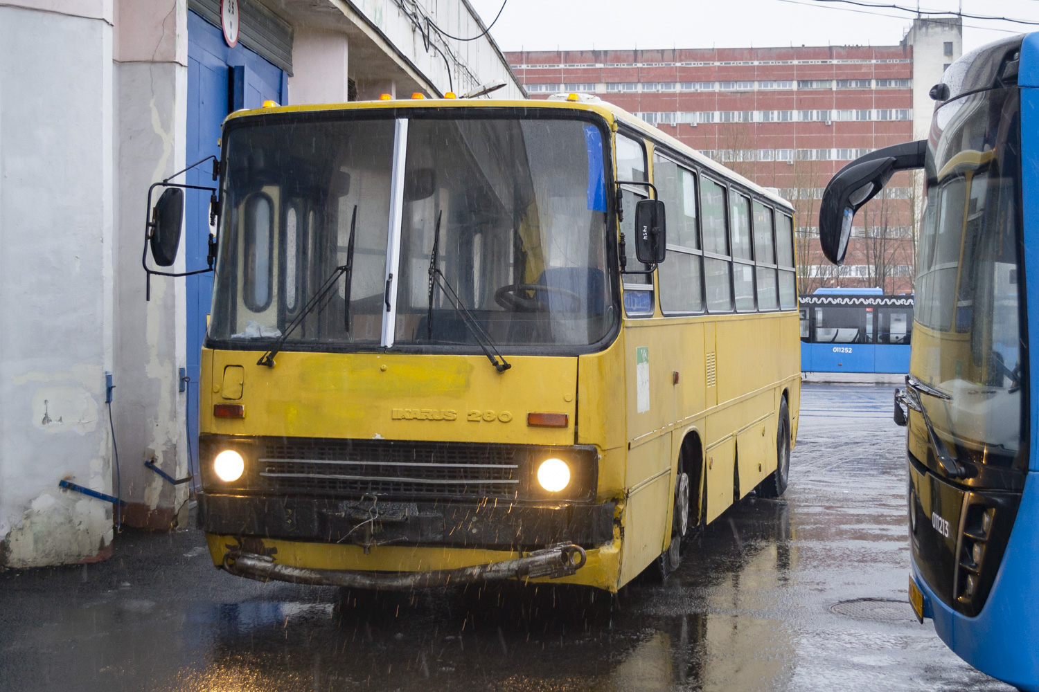 Москва, Ikarus 260 (280) № б/н (0140)